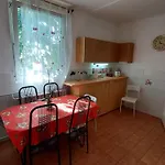 Malomtavi Vendeghaz