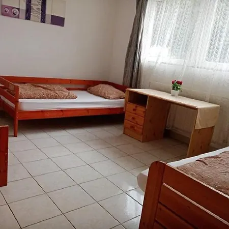 Malomtavi Vendeghaz Tapolca