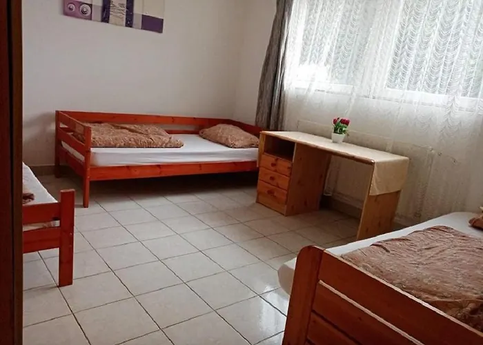 Malomtavi Vendeghaz Tapolca